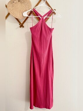 Old Navy Ribbed Crossback Maxi Dress in Fuchsia